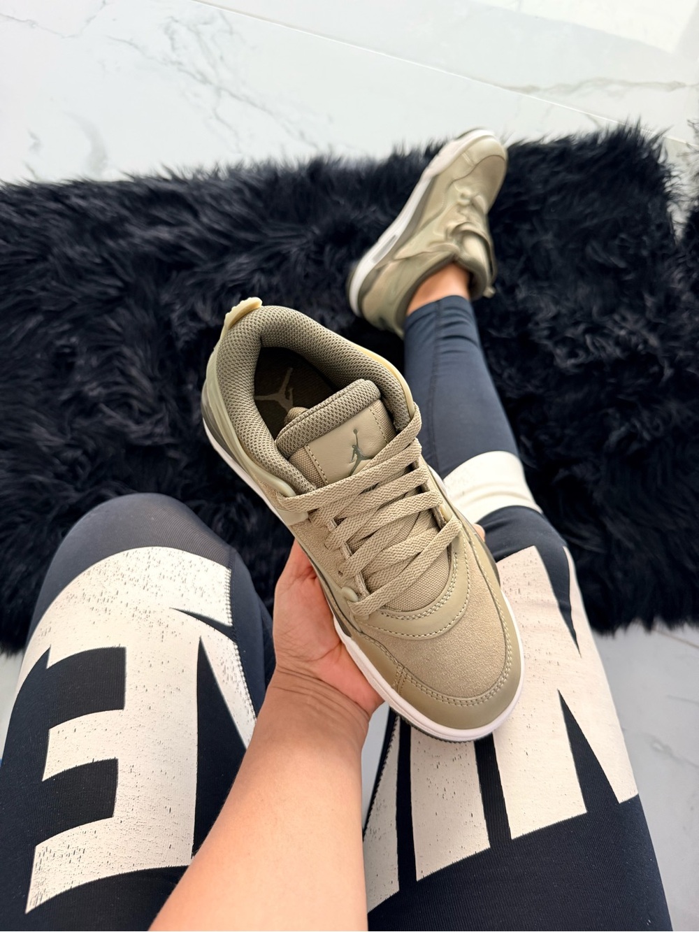 Air Jordan 4 premium